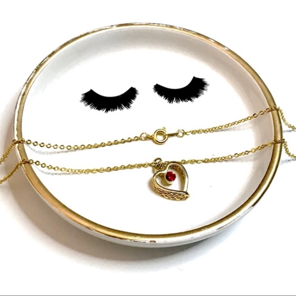 Adorable red crystal gold heart chain necklace - Picture 3 of 8
